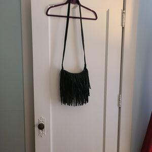 Black tassel shoulder purse